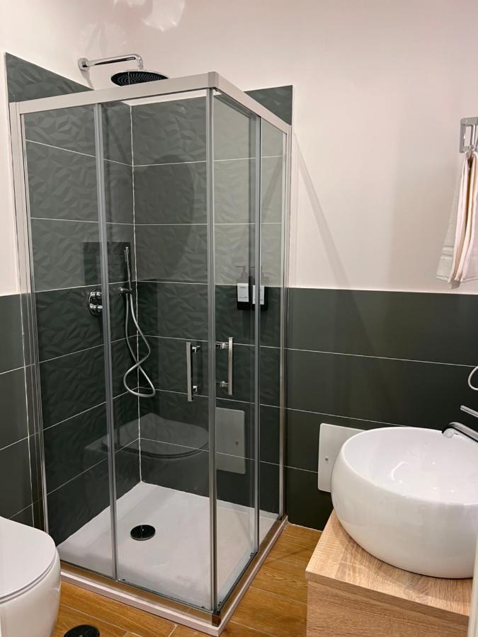 ホテル Relais Cavour Napoli エクステリア 写真