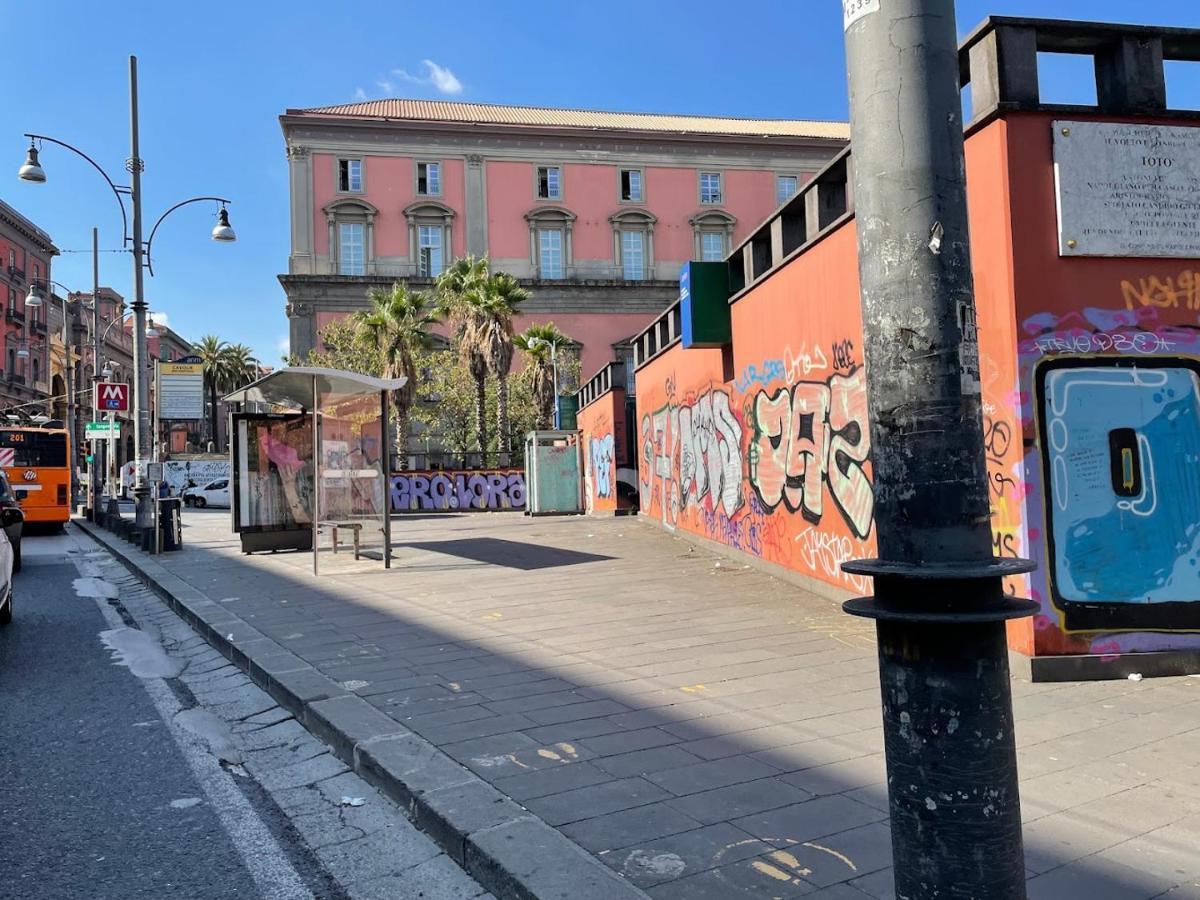 ホテル Relais Cavour Napoli エクステリア 写真