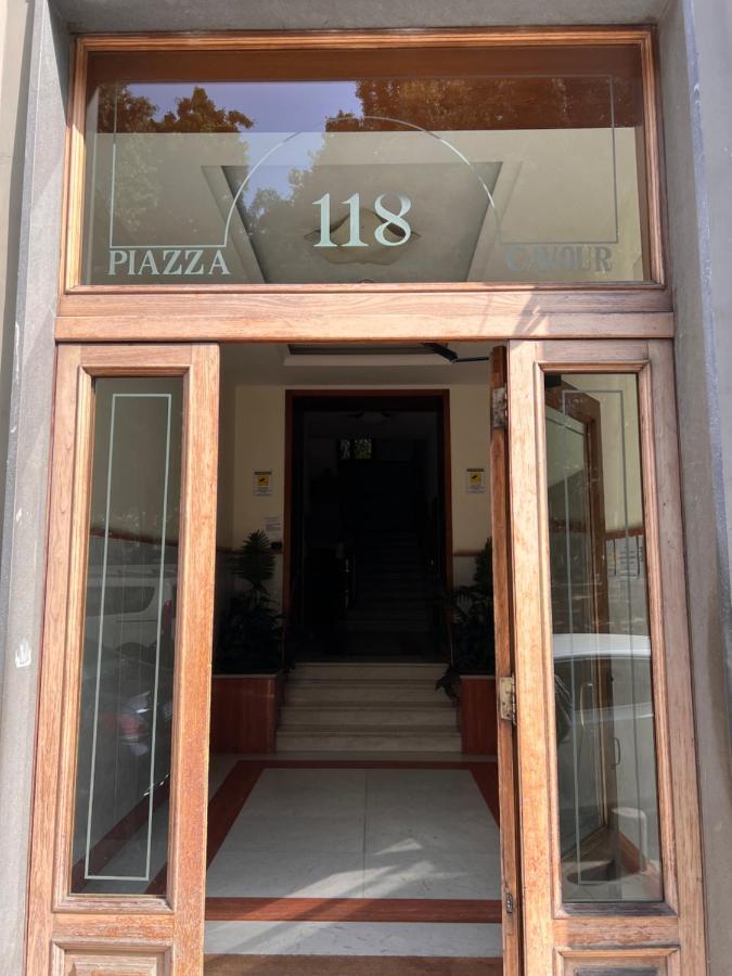 ホテル Relais Cavour Napoli エクステリア 写真