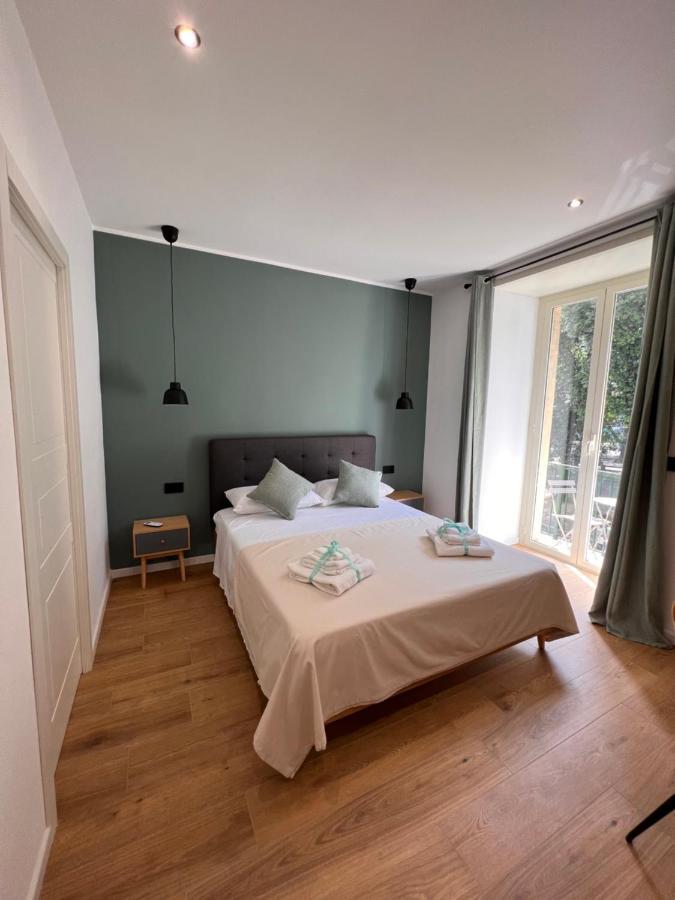 ホテル Relais Cavour Napoli エクステリア 写真